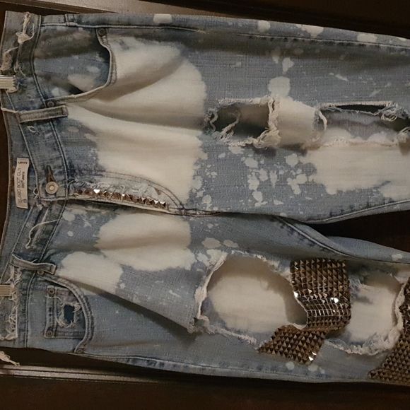 Levi Jeans - Picture 3 of 14